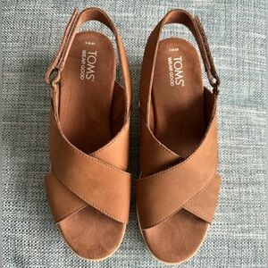 Tom’s  Diana Crossover Platform Wedge (NEWER)